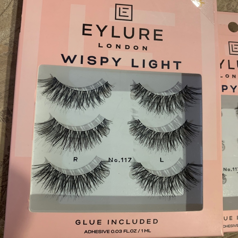 New Eylure Wispy Light No. 117 Eyelashes Multipacks